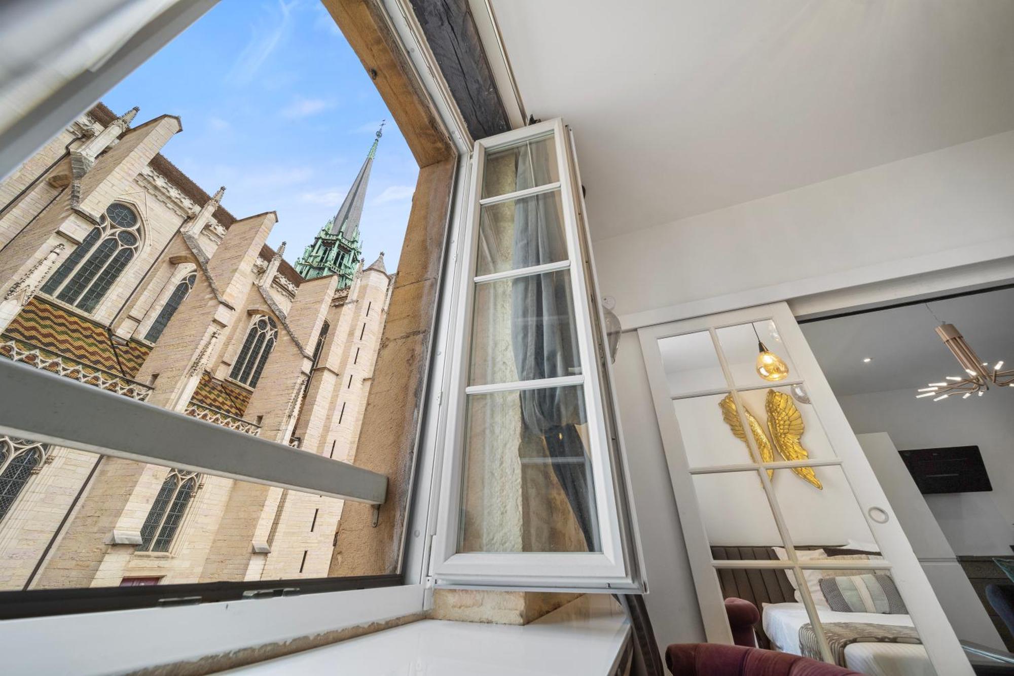 La Suite Indivio - Appartement Standing Vue Cathedrale Dijon Exterior foto