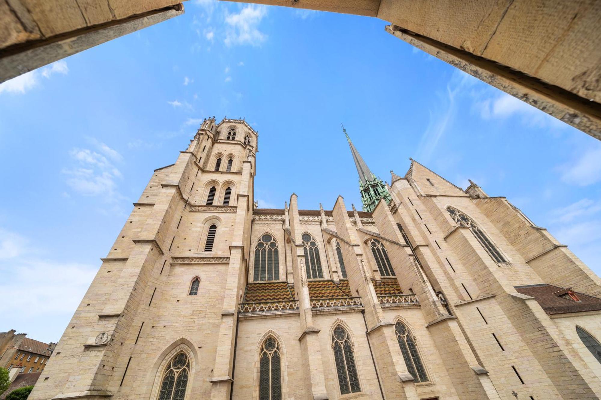 La Suite Indivio - Appartement Standing Vue Cathedrale Dijon Exterior foto